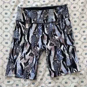 CALVIN KLEIN PERFORMANCE HIGH WAISTED BIKER SHORTS